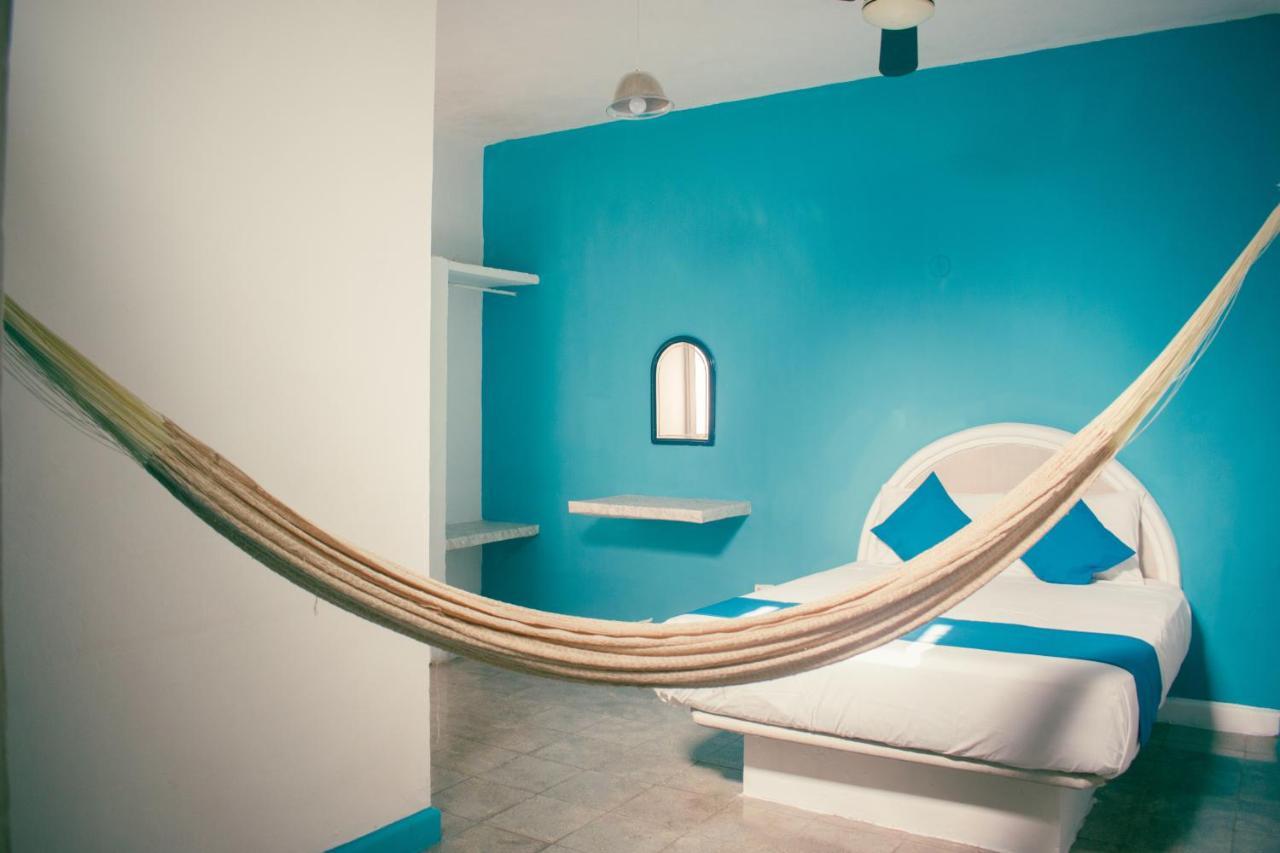 Hotel Posada Aurora メリダ エクステリア 写真