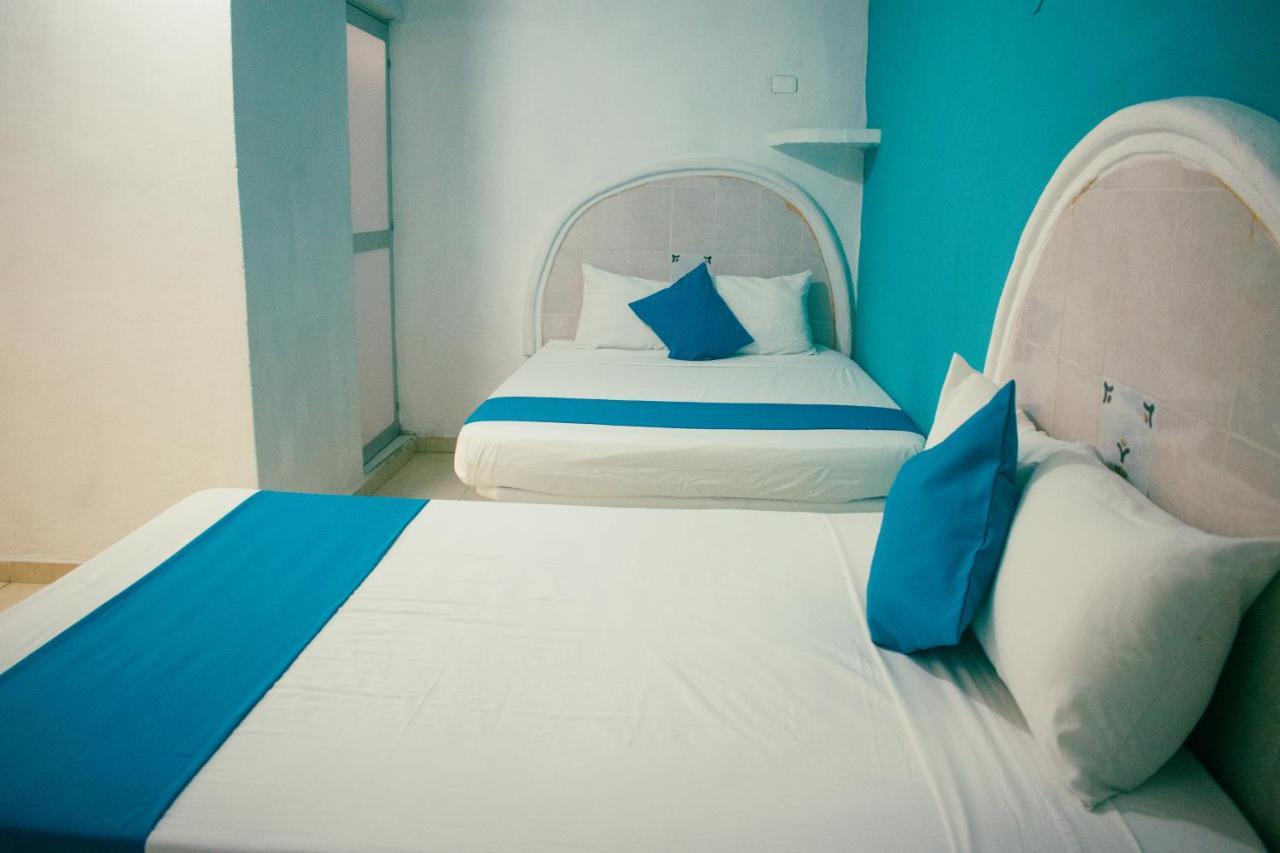 Hotel Posada Aurora メリダ エクステリア 写真
