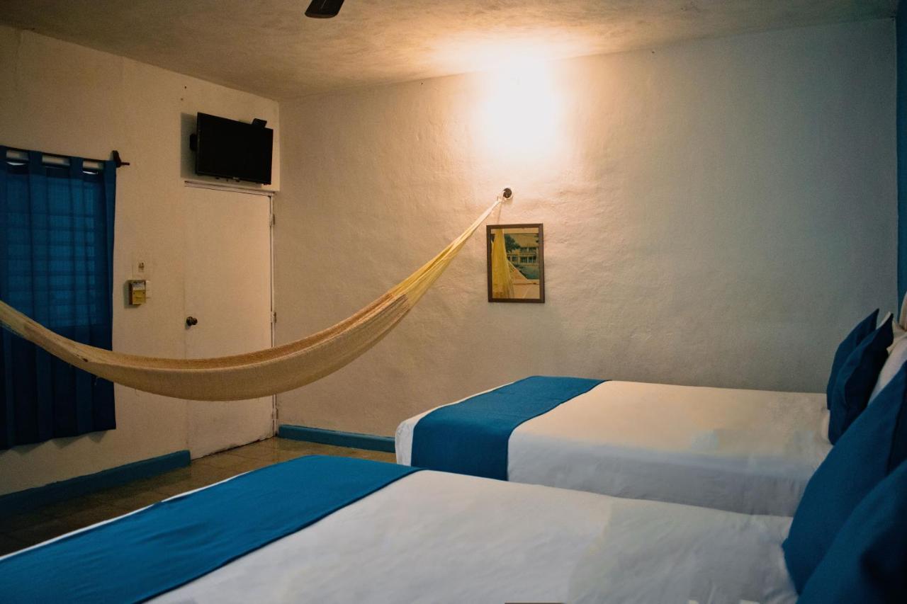 Hotel Posada Aurora メリダ エクステリア 写真
