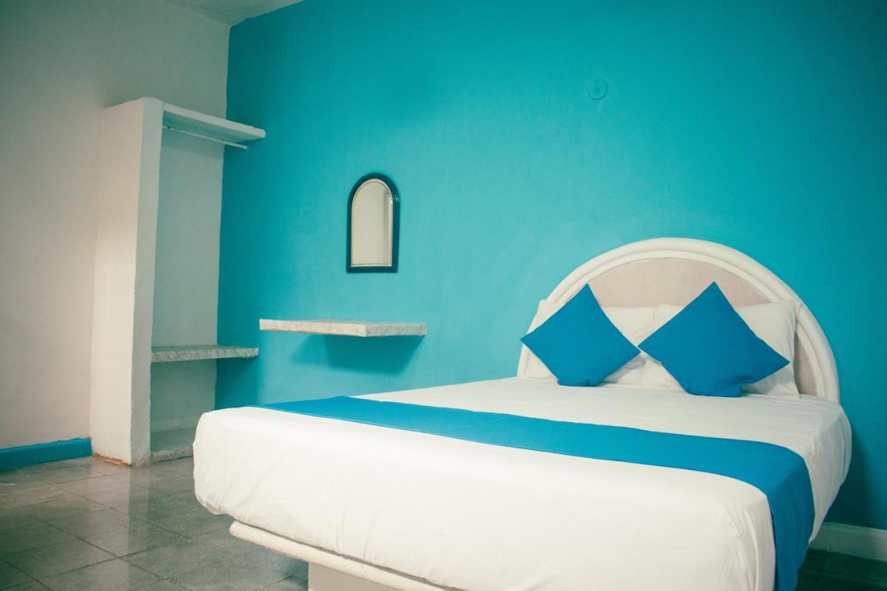 Hotel Posada Aurora メリダ エクステリア 写真